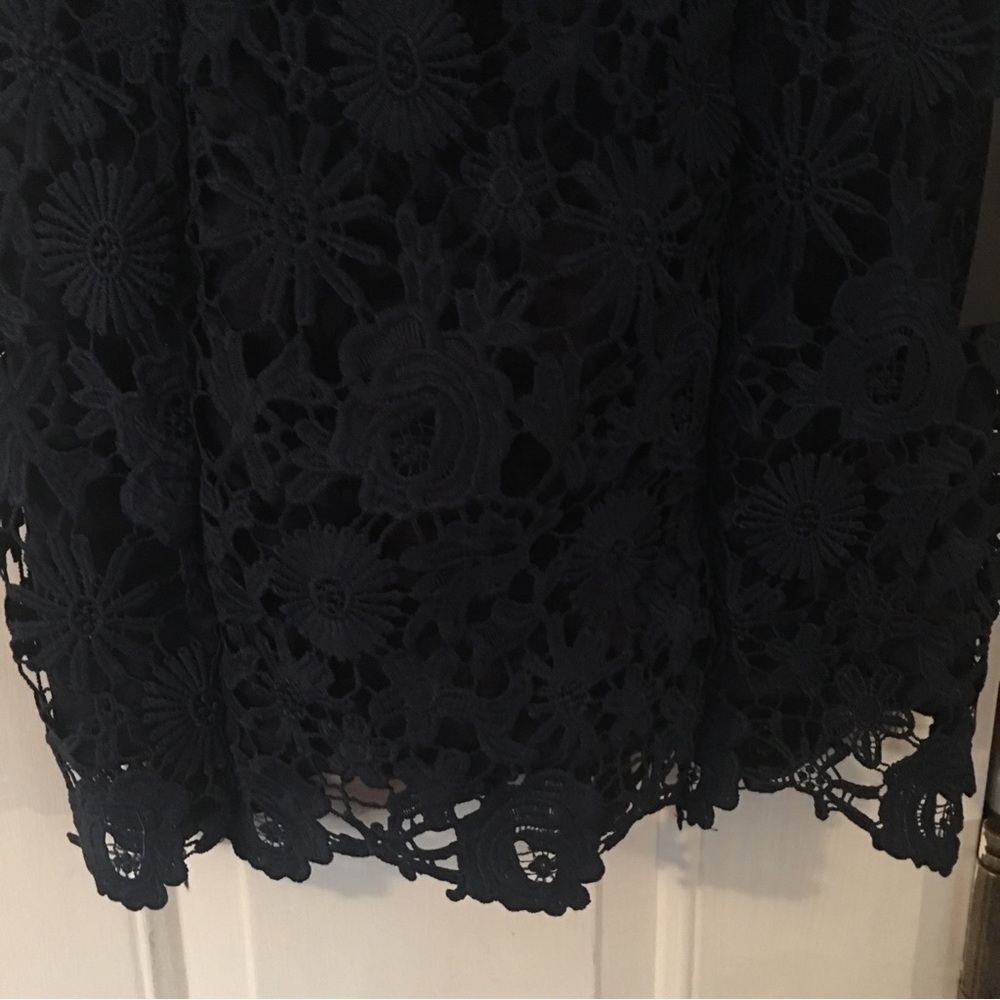 SALE!! 2X Host pick 🎉NWT Lulu’s Romance language backless lace dress - Picture 11 of 16